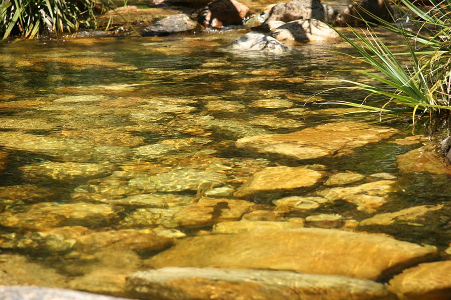 A_perfect_example_of_a_draped_shadow